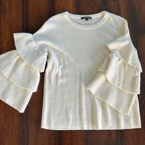 Cashmere blend sweater, size medium. Beautiful tiered sleeves!